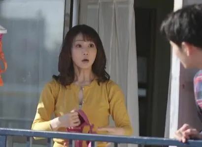Poster of Cậu sinh viên mỗi đêm khó ngủ bởi tiếng rên của cô hàng xóm cạnh bên