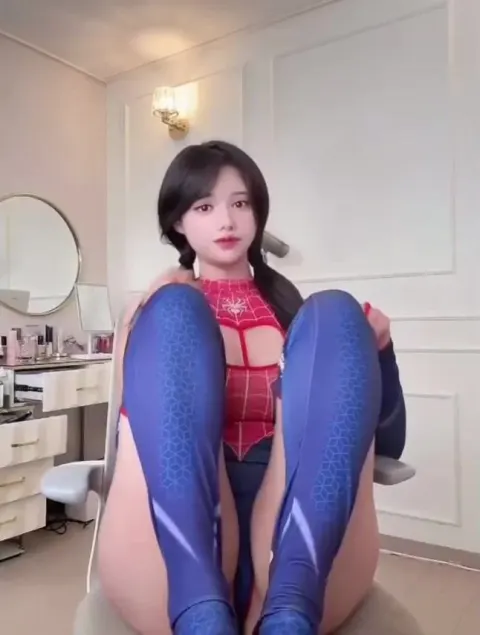 Poster of Spider-girl chuyên giải cứu những con cặc nứng :3