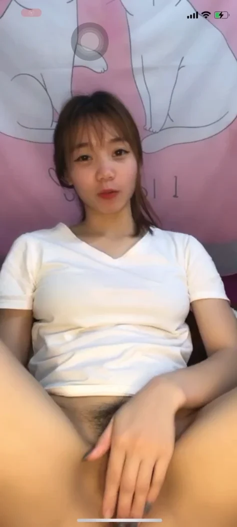 Poster of Áo trắng dang chân live