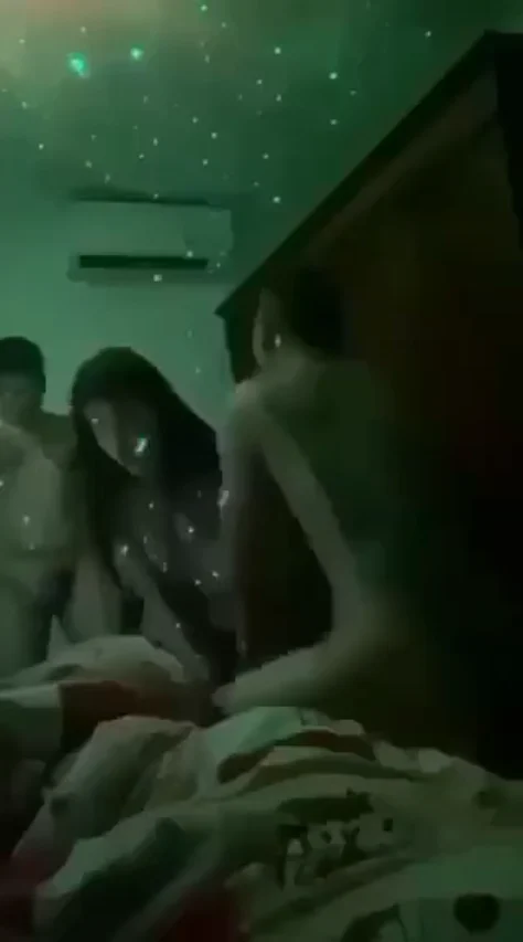 Poster of Clip em Như Quỳnh (Quỳnh Anh) bay bùm đang hot này ???