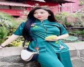 Suiri đi chùa ban sáng tối về thủ dâm